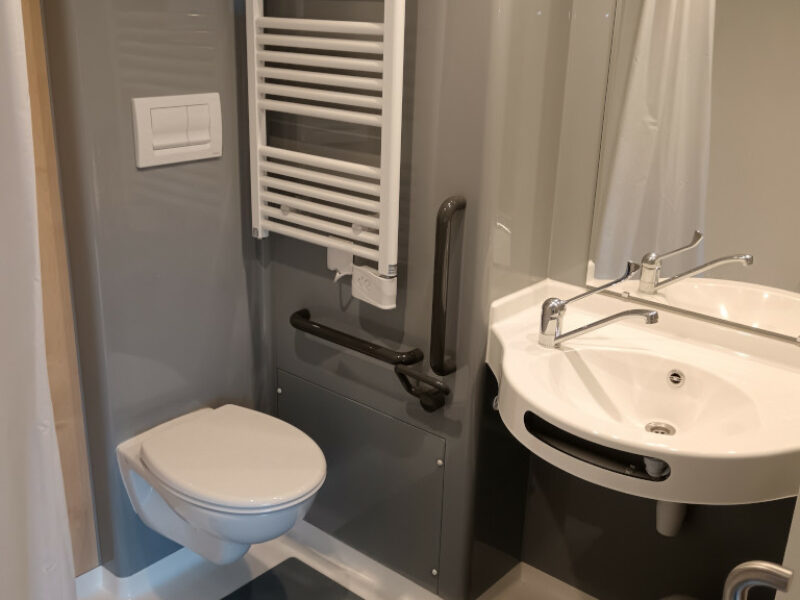 lavabo-wc-pmr